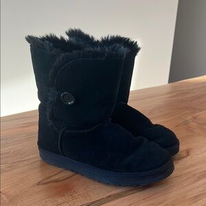 Black Faux Fur Lined Boots
